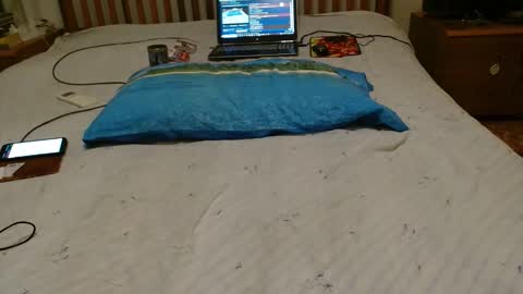 eddy_1968 online show from December 4, 5:12 pm