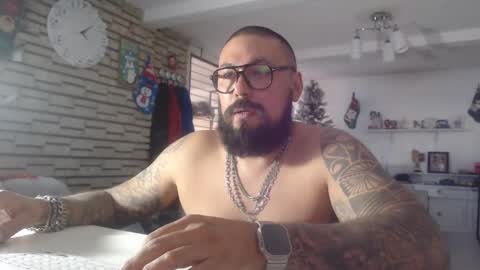 edgarram83 online show from November 22, 10:07 pm