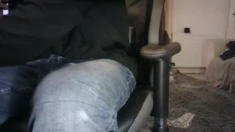 edged biker online show from January 3, 6:35 pm