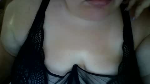 edith1237 online show from July 27, 6:33 am