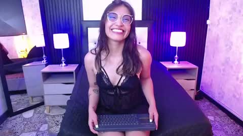 Edith online show from December 3, 7:17 pm