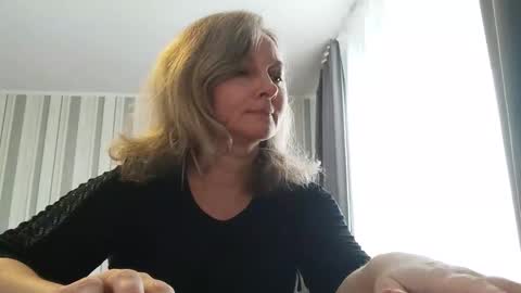 edithmanning online show from January 13, 1:08 pm