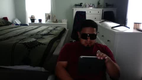 edward9092 online show from June 8, 8:10 pm