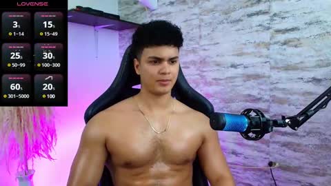 EDWARD CLARCK online show from February 3, 3:53 am