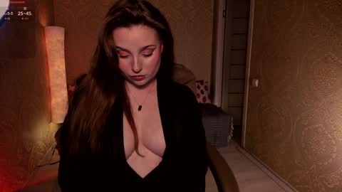 eesmaaarr online show from April 9, 11:21 pm