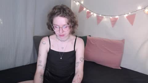 effa__laska online show from February 4, 8:35 pm