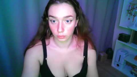 effie_balconii online show from October 27, 3:34 pm