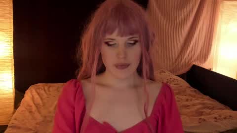 Effie Mur online show from February 8, 6:11 pm