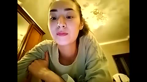 Snapshot of effy007 chatting on February 17, 4:17 pm Effy online show from February 17, 4:17 pm