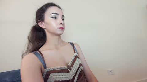 Snapshot of ehotlovea chatting on September 12, 8:55 pm Erik and Alice online show from September 12, 8:55 pm