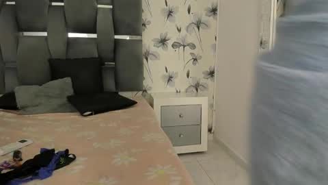 Snapshot of ehotloveaxxx chatting on March 6, 6:48 pm Valery online show from March 6, 6:48 pm