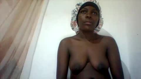 eileen_en online show from April 22, 4:03 pm