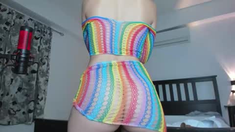 eileen_pinkman online show from October 16, 2:33 am