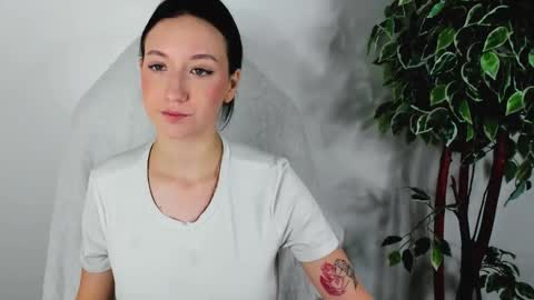 eileenmoores online show from September 11, 11:33 am