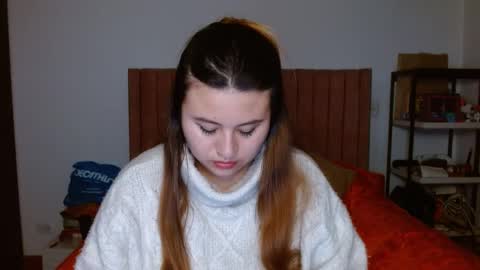 Snapshot of eimy_collin chatting on March 5, 12:49 am EIMY   MODEL INDEPENDENT online show from March 5, 12:49 am