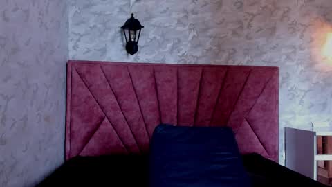 Eimy rose online show from March 5, 4:05 pm