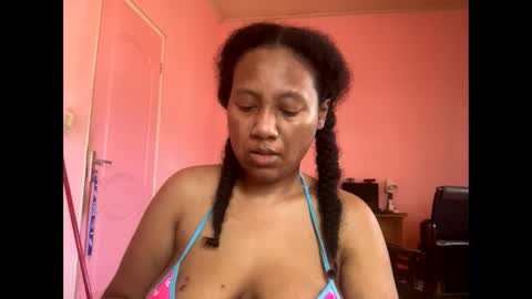 Eirondra Valeen online show from February 25, 1:04 pm