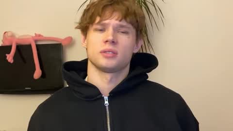 Eitan online show from February 4, 3:57 pm