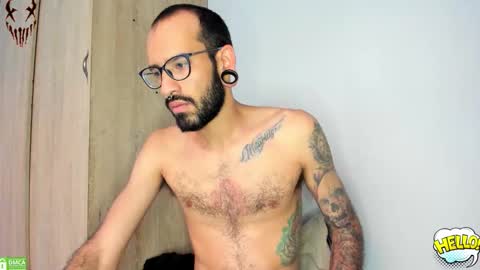 eithan_rune online show from March 1, 10:14 pm