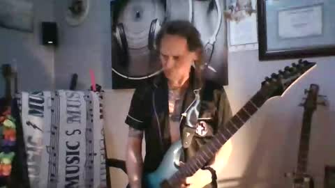 ThongLover6869 online show from April 18, 1:29 am