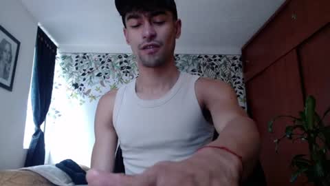 xoxo online show from December 21, 4:57 pm