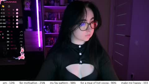 If you like it when I meow give me a thumbs up online show from April 9, 10:10 am