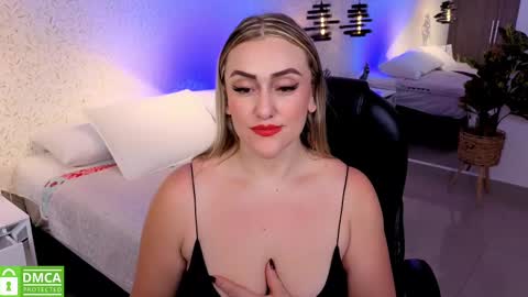 Snapshot of ela_ps chatting on September 23, 12:10 pm LOREIN online show from September 23, 12:10 pm