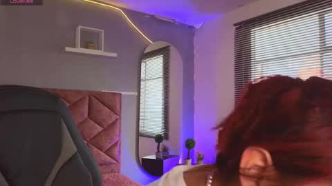 Elaia online show from March 5, 3:18 pm