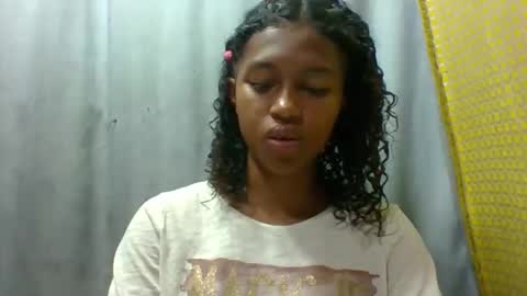 elaliealdy online show from September 12, 6:26 am