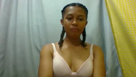 elaliealdy online show from February 5, 8:51 am