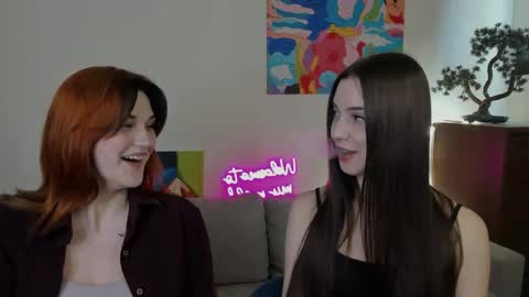 Elani online show from May 21, 9:38 am