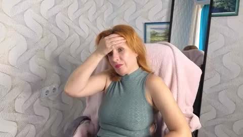 Snapshot of elannaria chatting on September 22, 3:27 pm Elanna online show from September 22, 3:27 pm