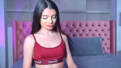 Elara online show from January 10, 5:51 pm