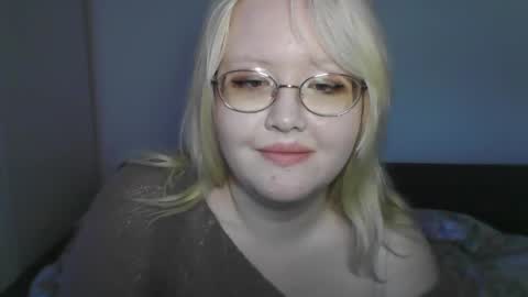 elayne_sweet online show from May 10, 7:26 am
