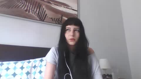 Lia online show from June 30, 11:42 am