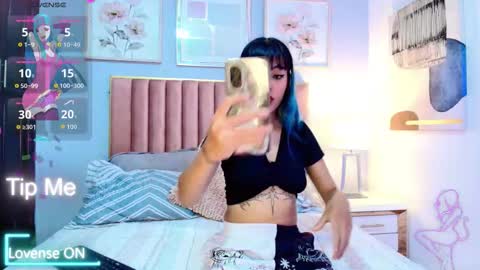 Snapshot of elektrablue_1 chatting on October 2, 4:22 am Elektra online show from October 2, 4:22 am