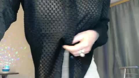 elenaza online show from March 1, 4:22 pm