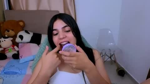 agnes online show from December 15, 5:31 pm