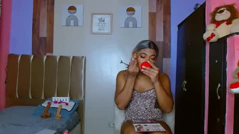 eletrabrowns online show from October 8, 4:18 am