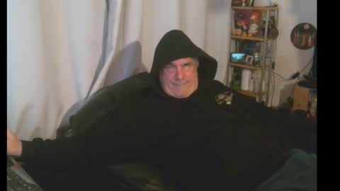 TheEleventhPhoenix online show from November 24, 6:01 am