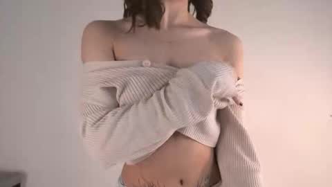 Elfie online show from February 18, 6:46 am