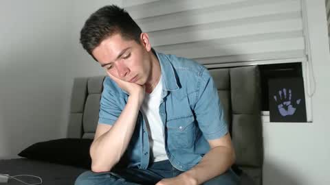 Elian online show from January 2, 1:17 am