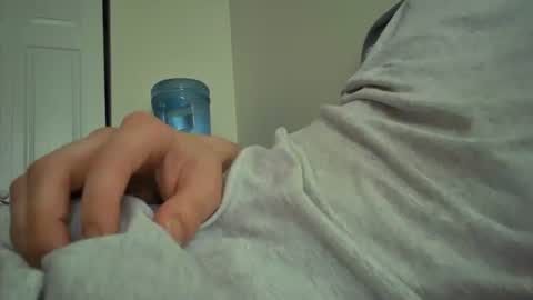 eliexavier123456789 online show from April 15, 4:21 pm