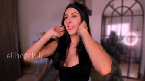 Eli online show from December 12, 10:31 pm