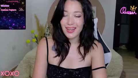 eliiih_ online show from March 25, 2:40 am