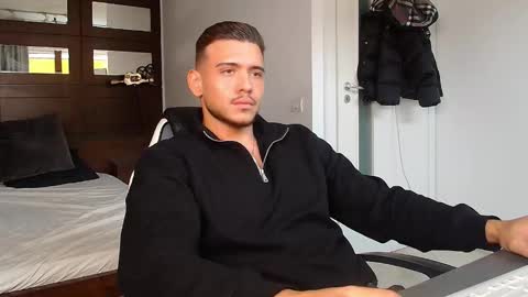 ElijahThorne online show from January 15, 7:50 am