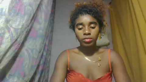 elina981 online show from April 4, 5:47 am