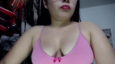 Elina  online show from December 3, 1:04 am