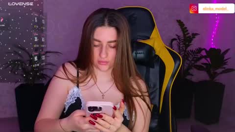 Snapshot of elinkalove chatting on February 12, 10:37 pm Elina online show from February 12, 10:37 pm