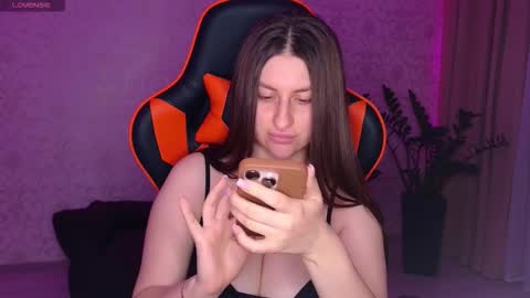 Snapshot of elinkalove chatting on October 1, 4:17 pm Elina online show from October 1, 4:17 pm